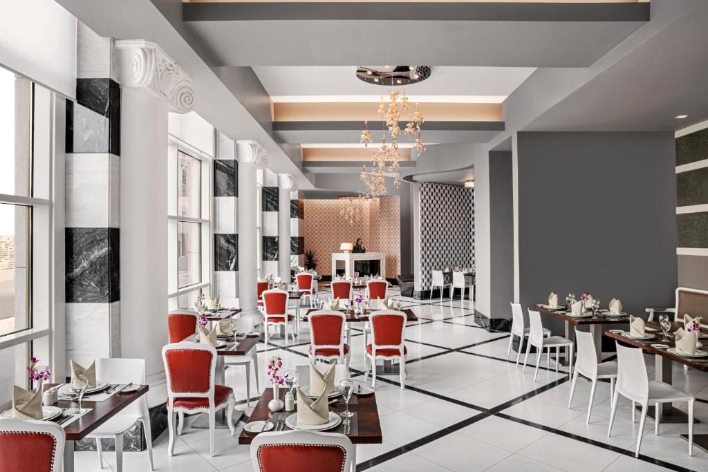 Double Tree 4 star 5