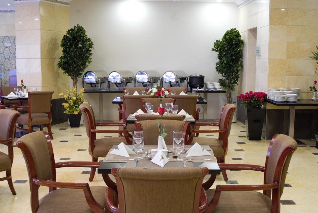 Emaar Grand 4 star 4