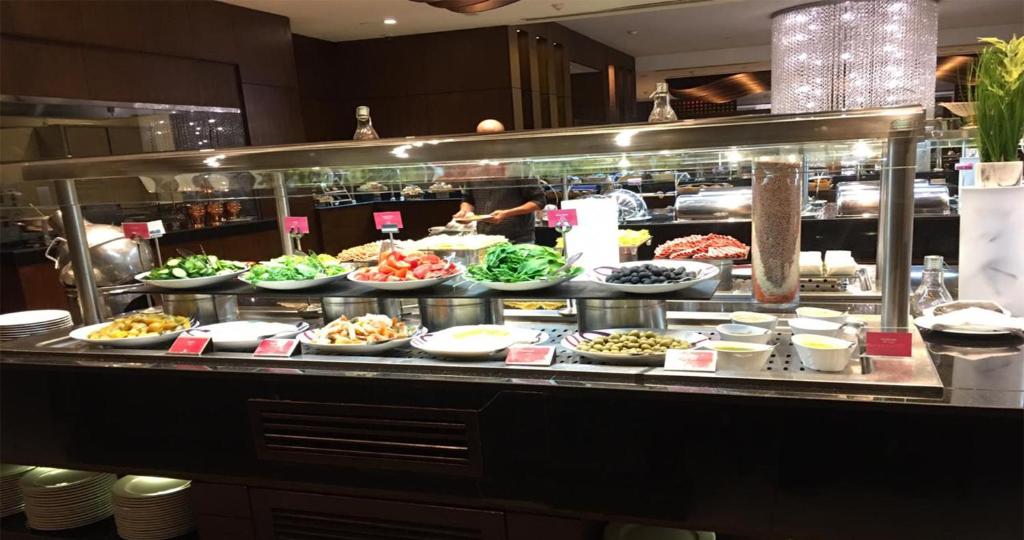 Crow Plaza 5 star 13