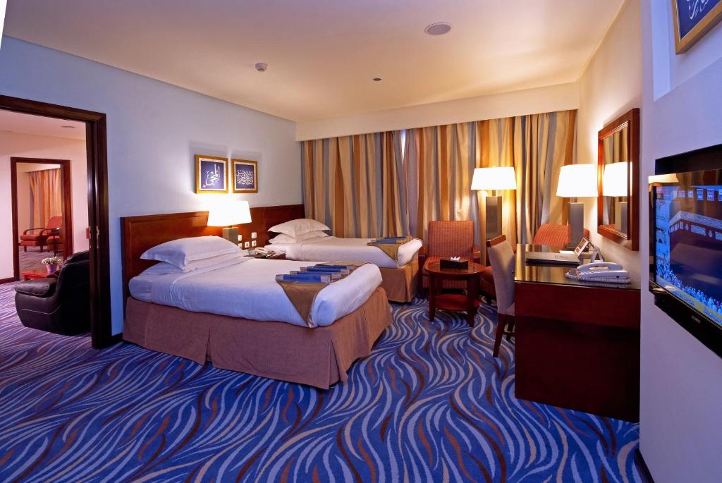 Emaar Royal 5 star 4