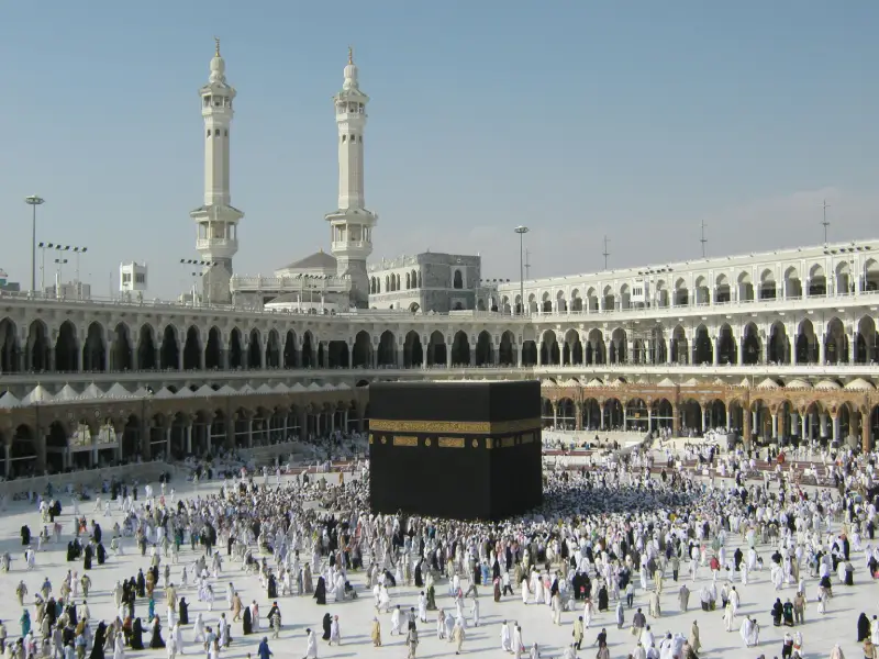 umrah package images 4